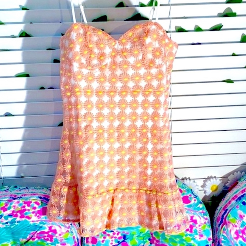 NEW! Woven Pink pale pink & yellow balconette dress with daisy embroidery